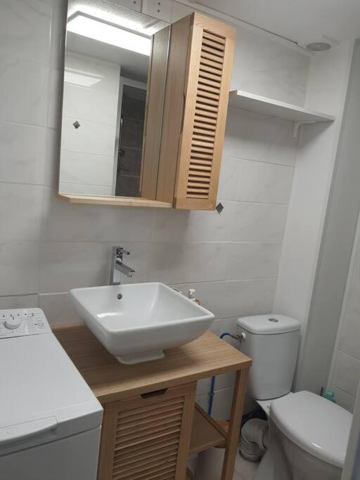 A 500 M De La Plage, Tout Confort Avec Wifi Le Barcarès Exteriör bild